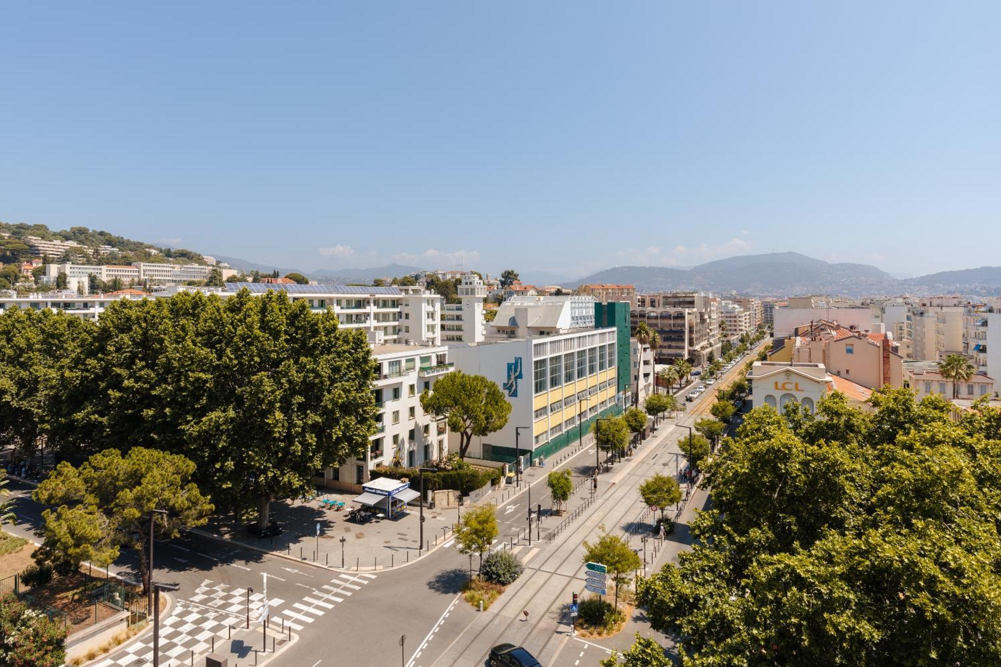 Yelo Promenade Powered By Sonder Nizza