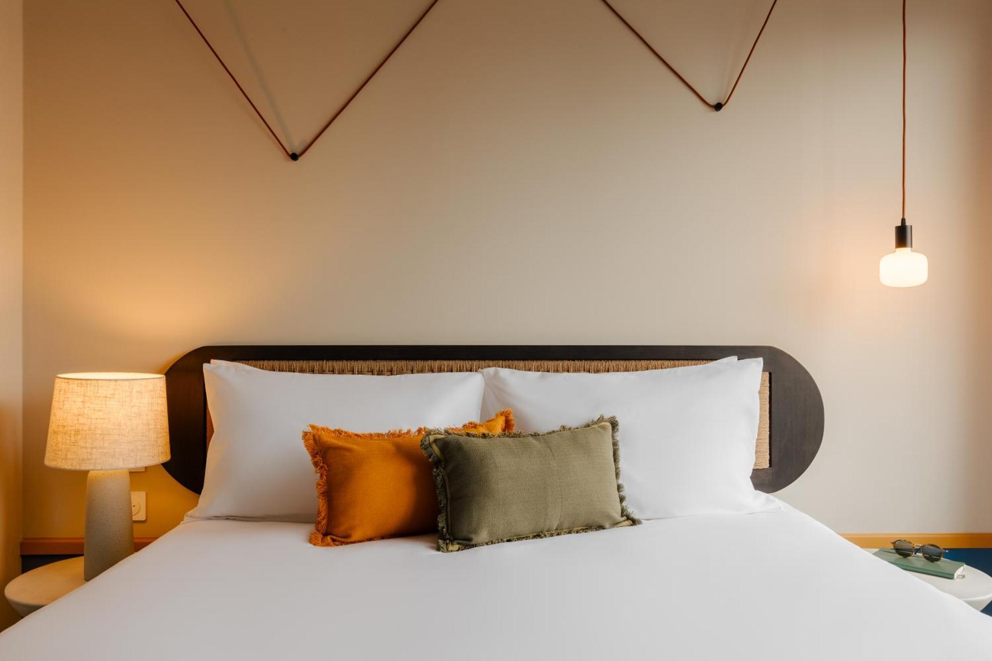 Yelo Promenade Powered By Sonder Hotel *